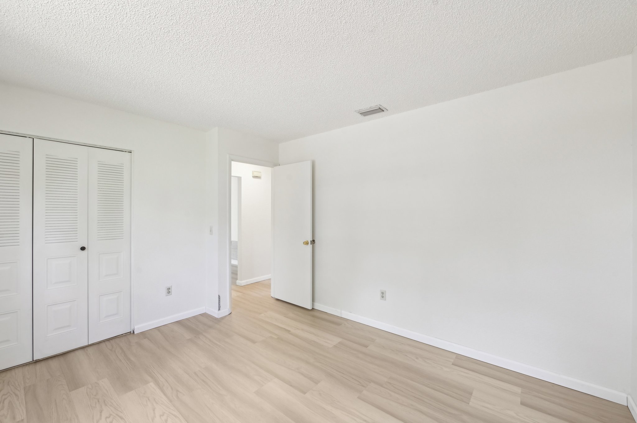 Ansonia Terrace-0305-016.jpg