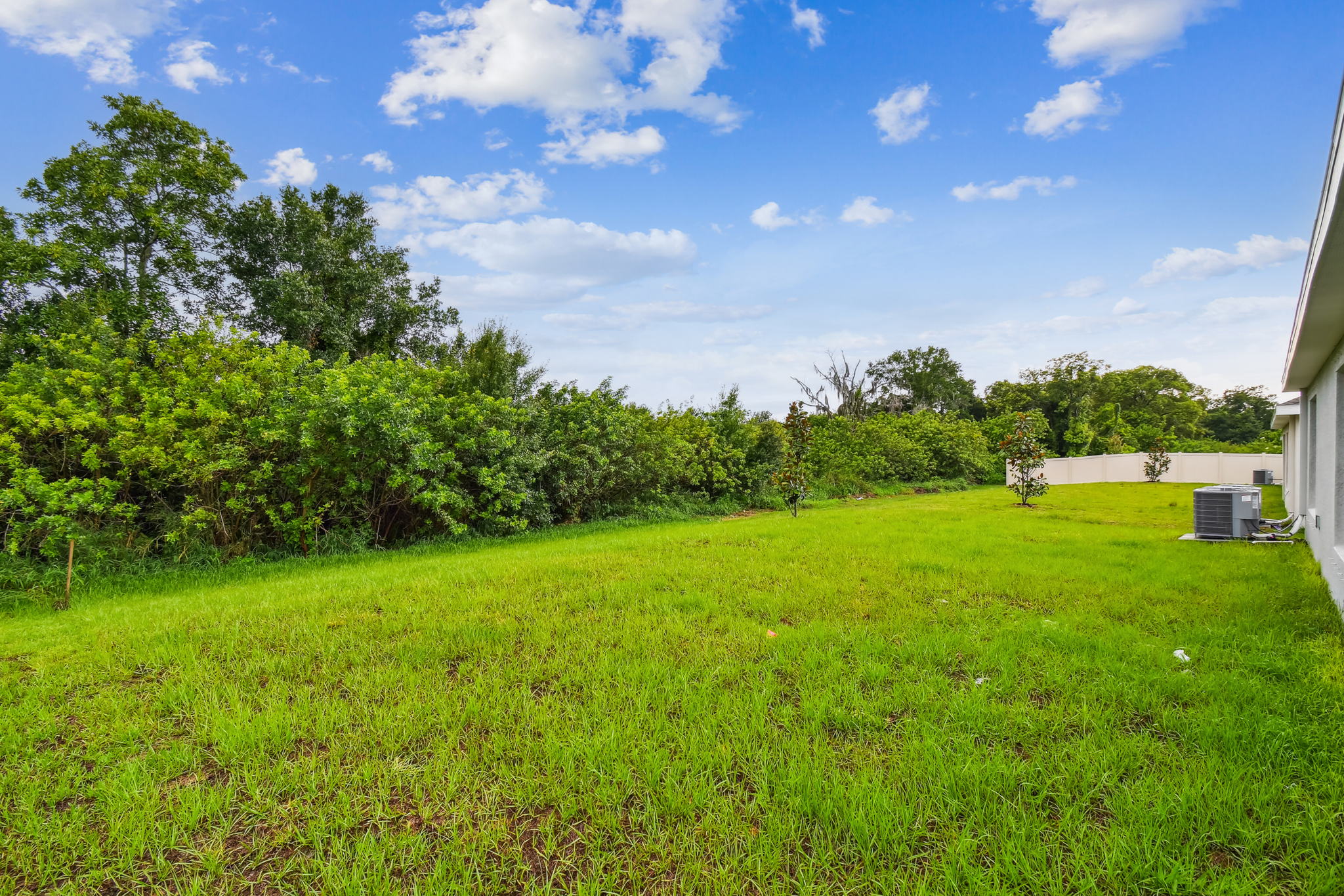 77 - 5415_Logan_Cave_Ave_Wimauma_FL_33598