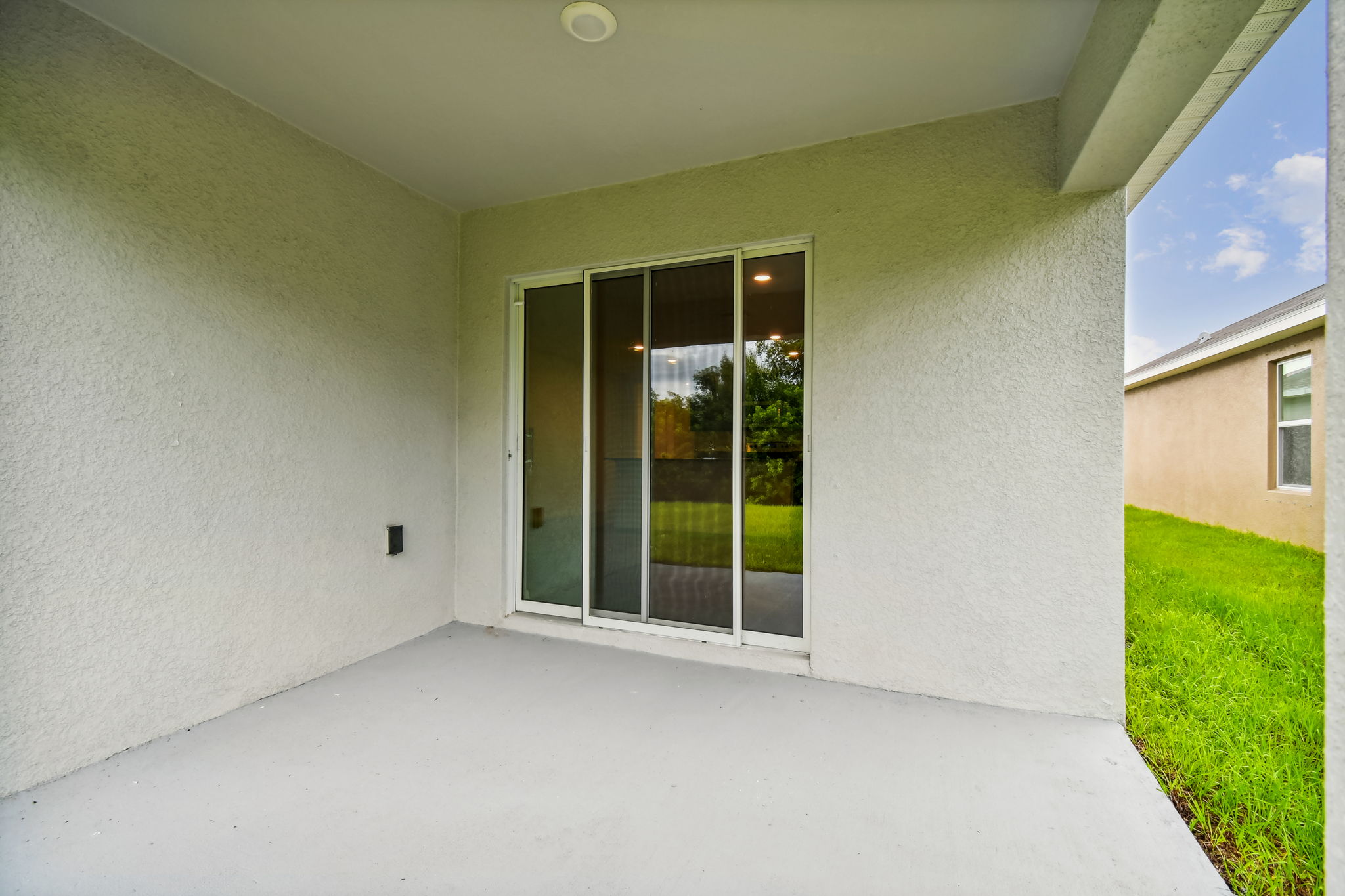 76 - 5415_Logan_Cave_Ave_Wimauma_FL_33598