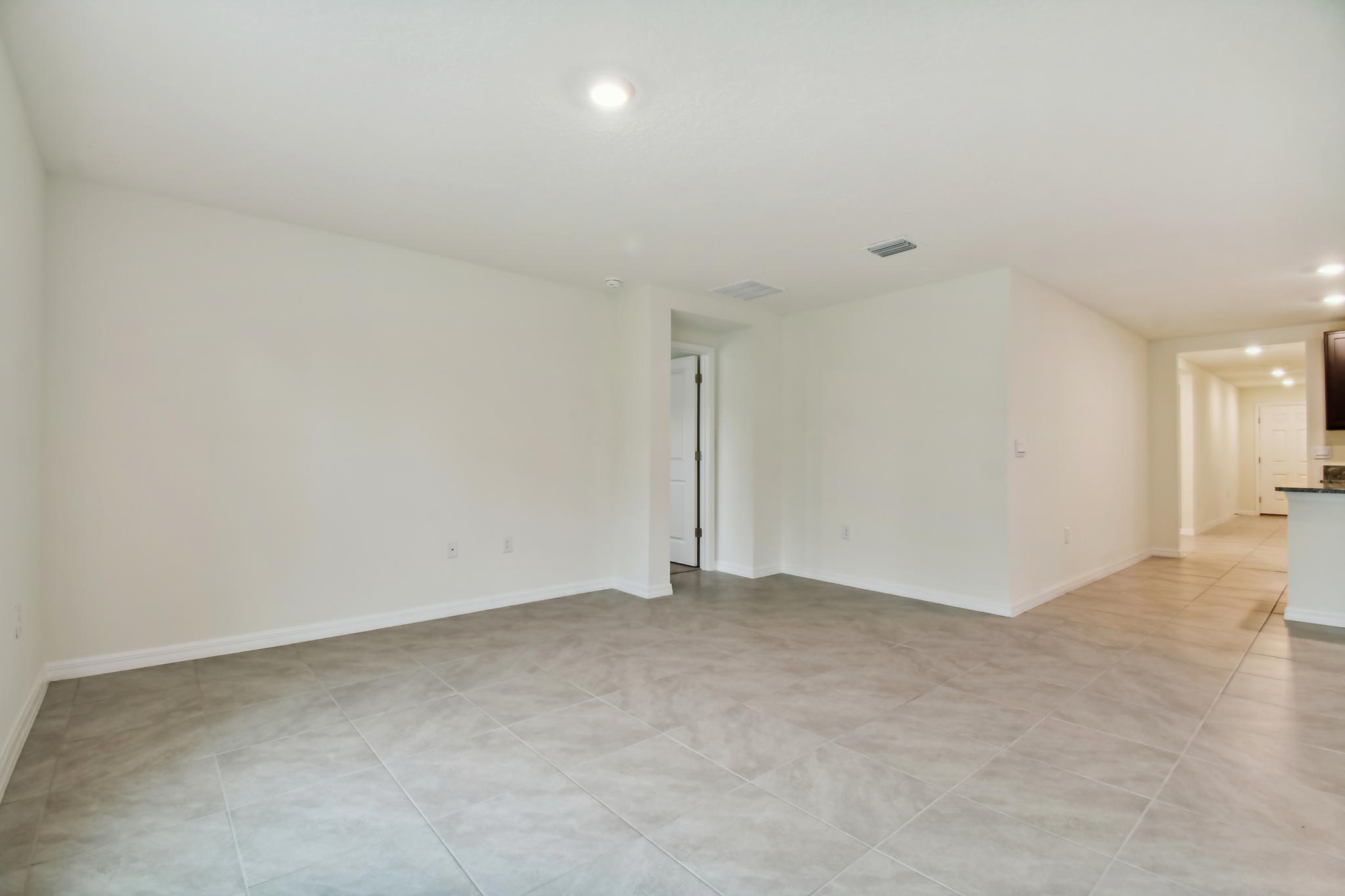 47 - 5415_Logan_Cave_Ave_Wimauma_FL_33598