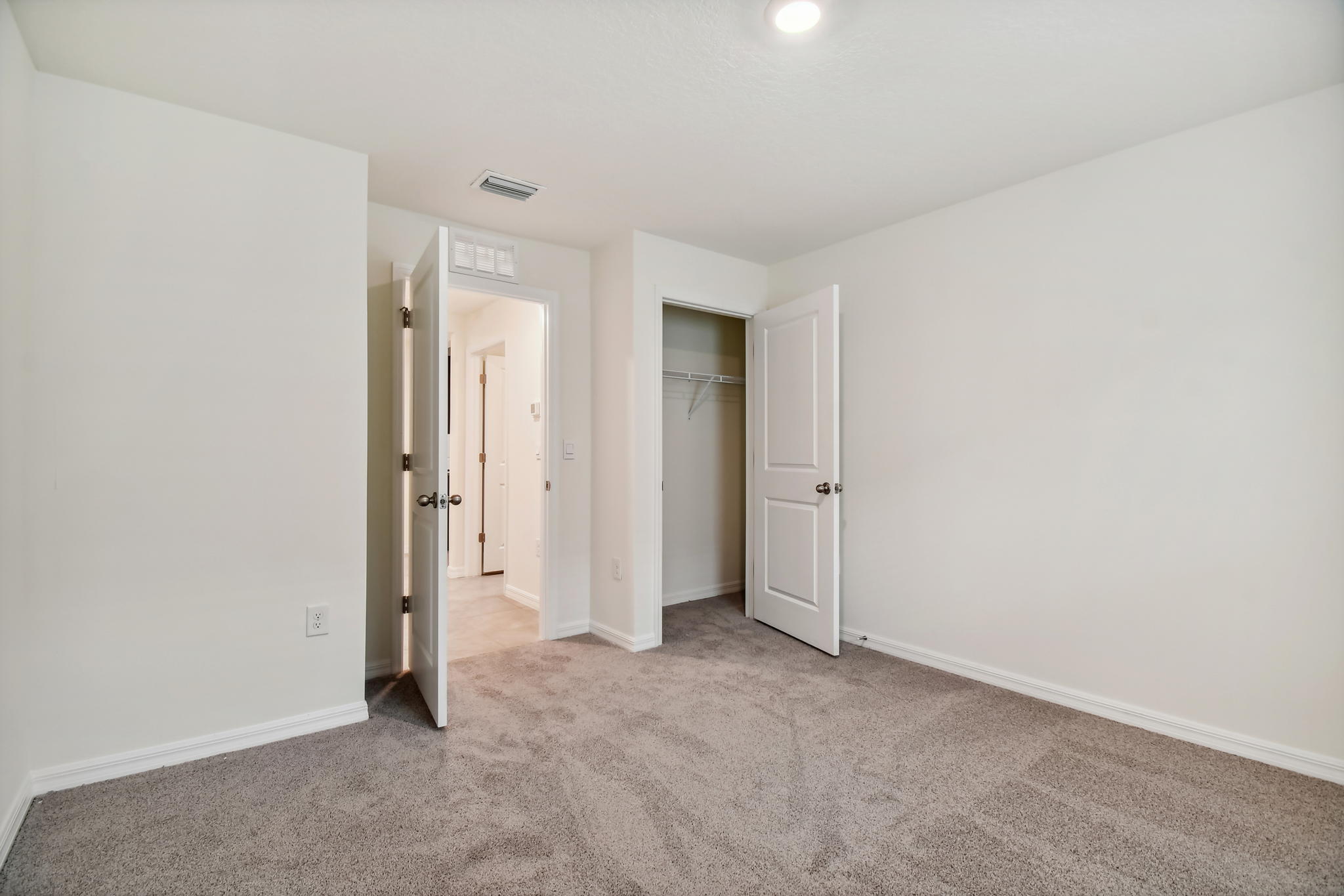 60 - 5415_Logan_Cave_Ave_Wimauma_FL_33598