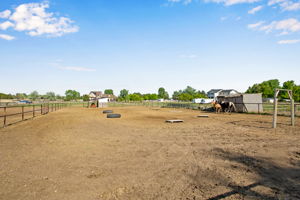  Photo 30