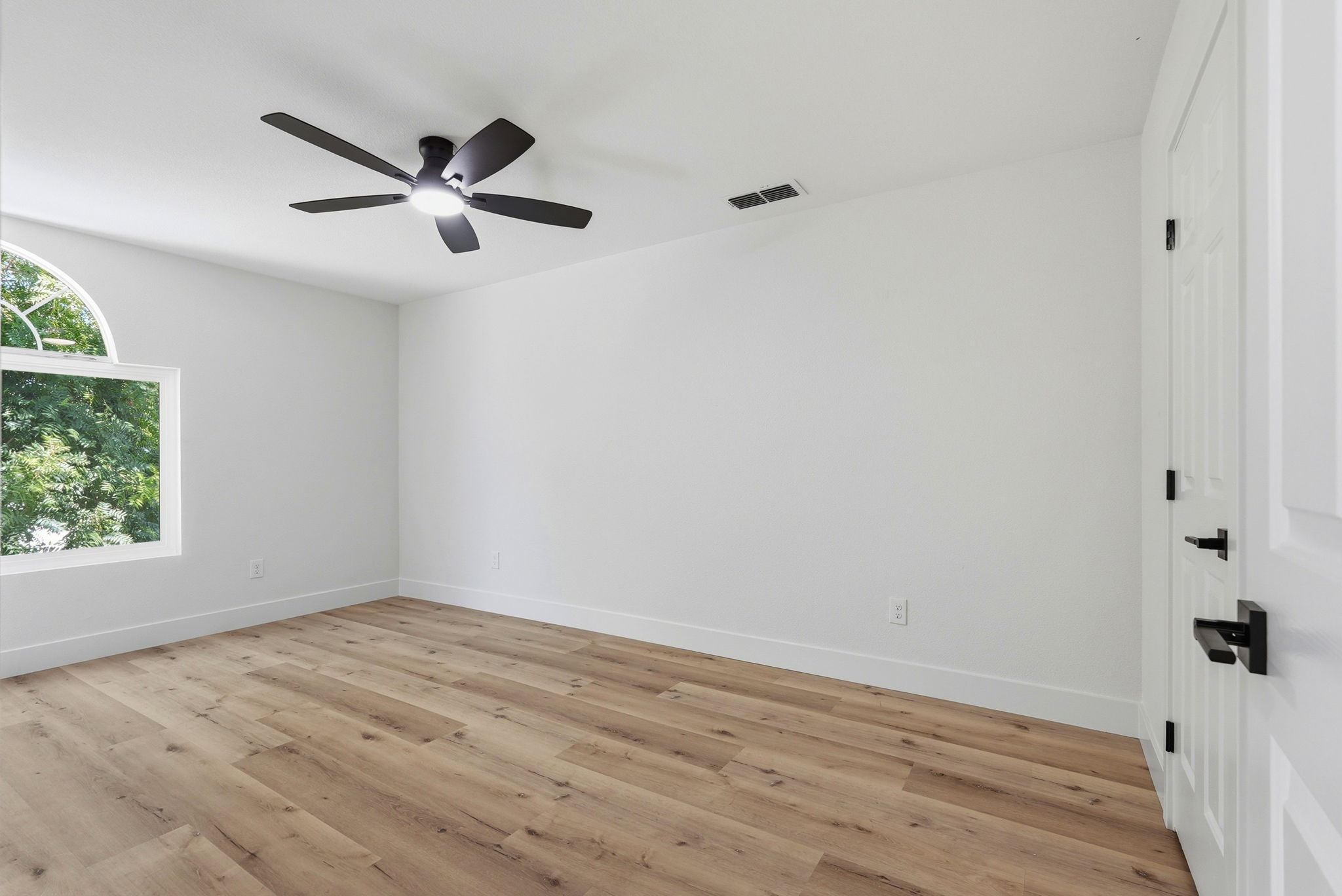 027_F8_5417 Elk Hollow Ct