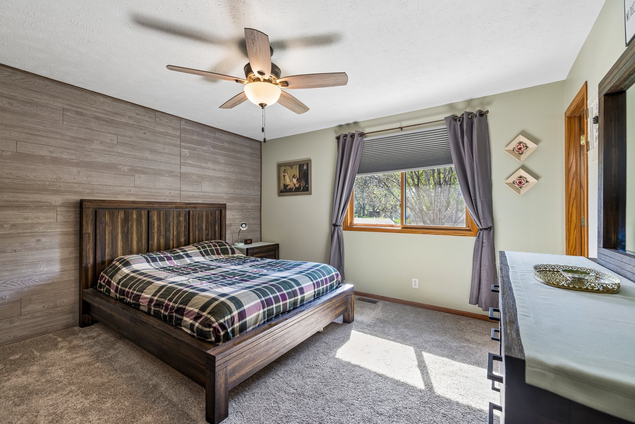 5417 S 78th St_014.jpg