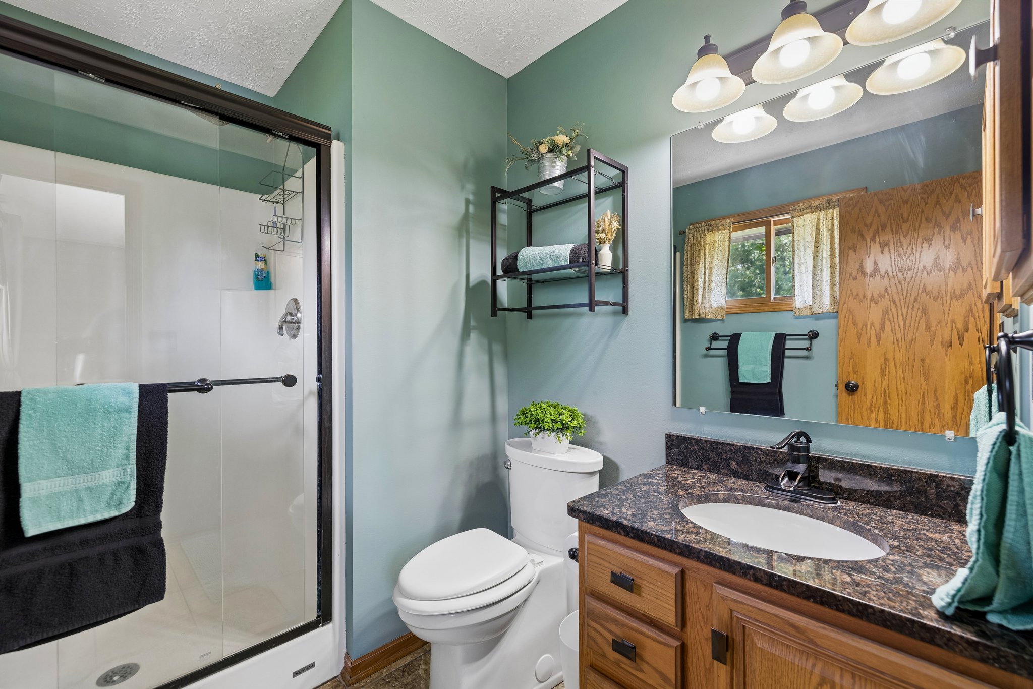 5417 S 78th St_016.jpg