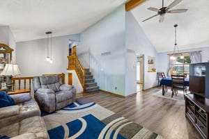 5417 S 78th St_006.jpg