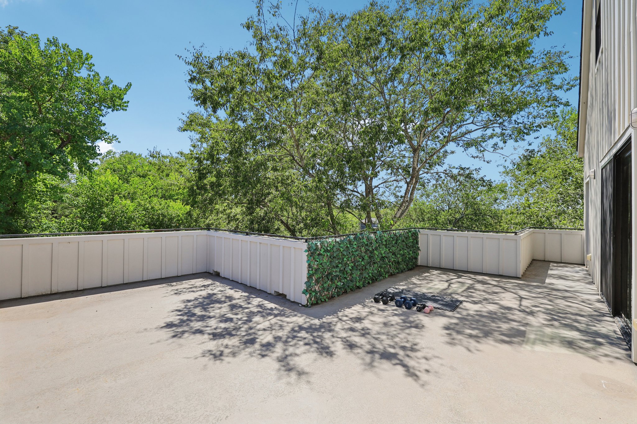 Samuel Huston Ave 2-S2908-047.jpg
