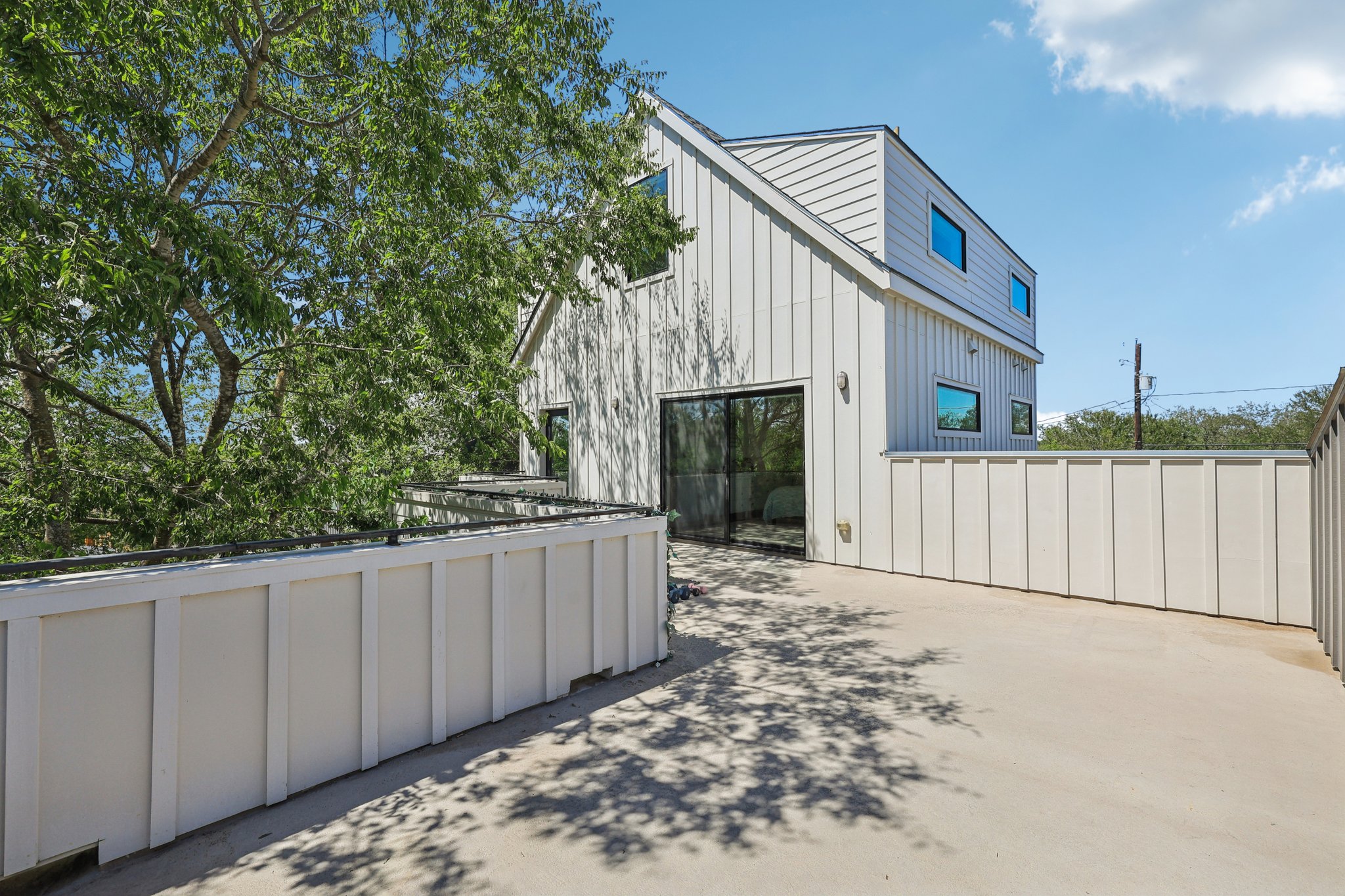 Samuel Huston Ave 2-S2908-048.jpg