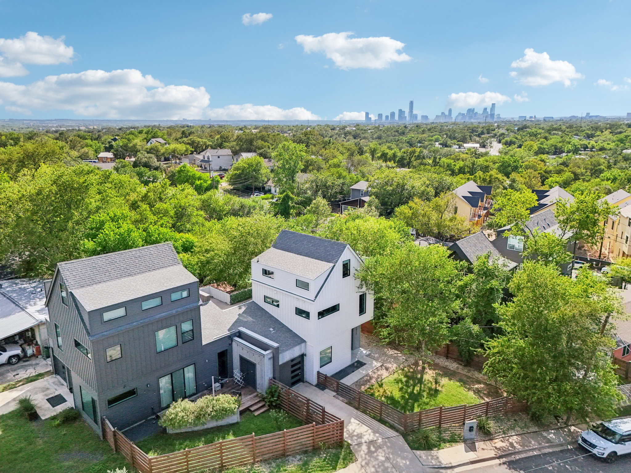 Samuel Huston Ave 2-S2908-064.jpg