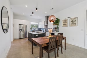 Samuel Huston Ave 2-S2908-017.jpg
