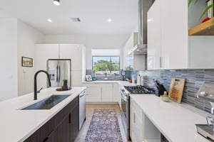 Samuel Huston Ave 2-S2908-021.jpg