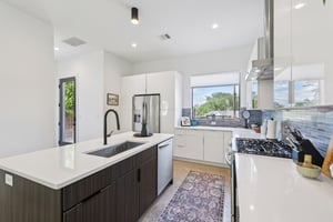 Samuel Huston Ave 2-S2908-022.jpg