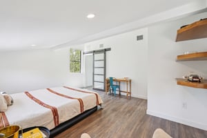 Samuel Huston Ave 2-S2908-028.jpg