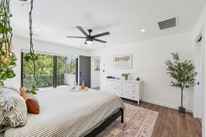 Samuel Huston Ave 2-S2908-032.jpg