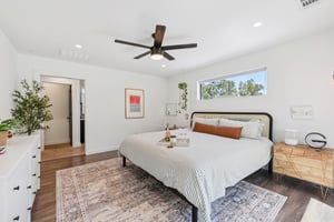Samuel Huston Ave 2-S2908-035.jpg