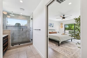 Samuel Huston Ave 2-S2908-037.jpg