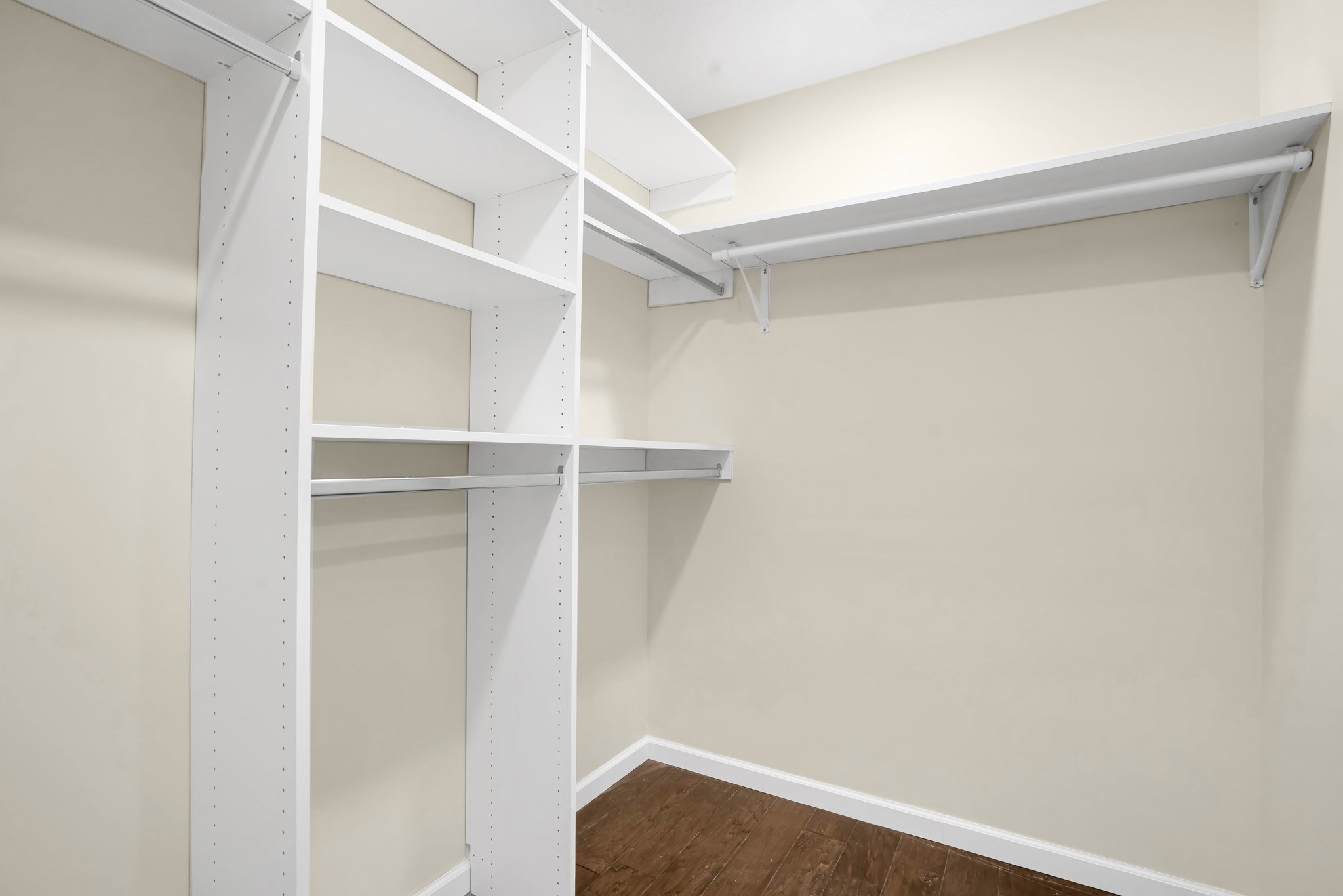 Primary Bedroom Closet
