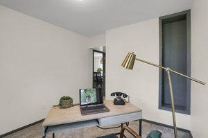 Main Level Bedroom/Office
