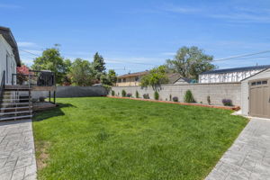  Photo 37