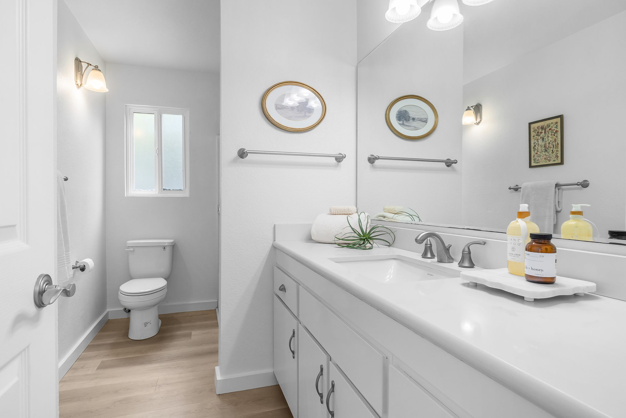Full bathroom w/shower over tub downstairs.