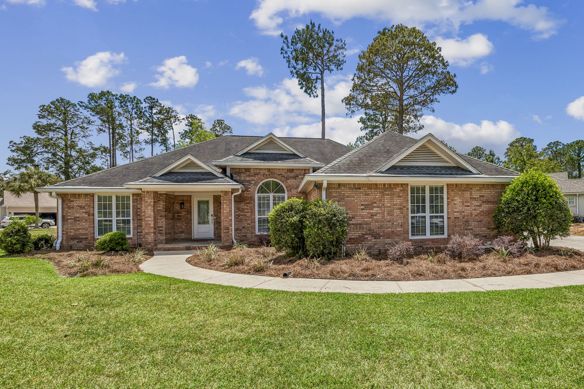 Welcome to 542 Cardinal Cir E