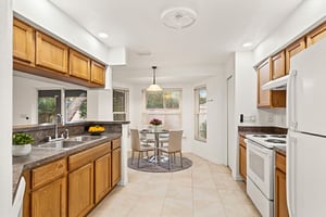 fairfield-15 virtually staged.jpeg