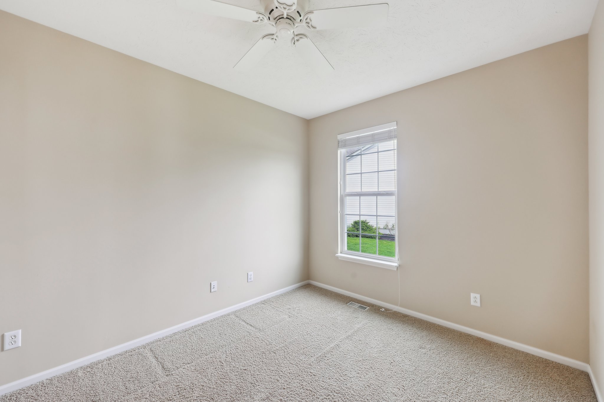 Hadleigh Ct-1405-020.jpg