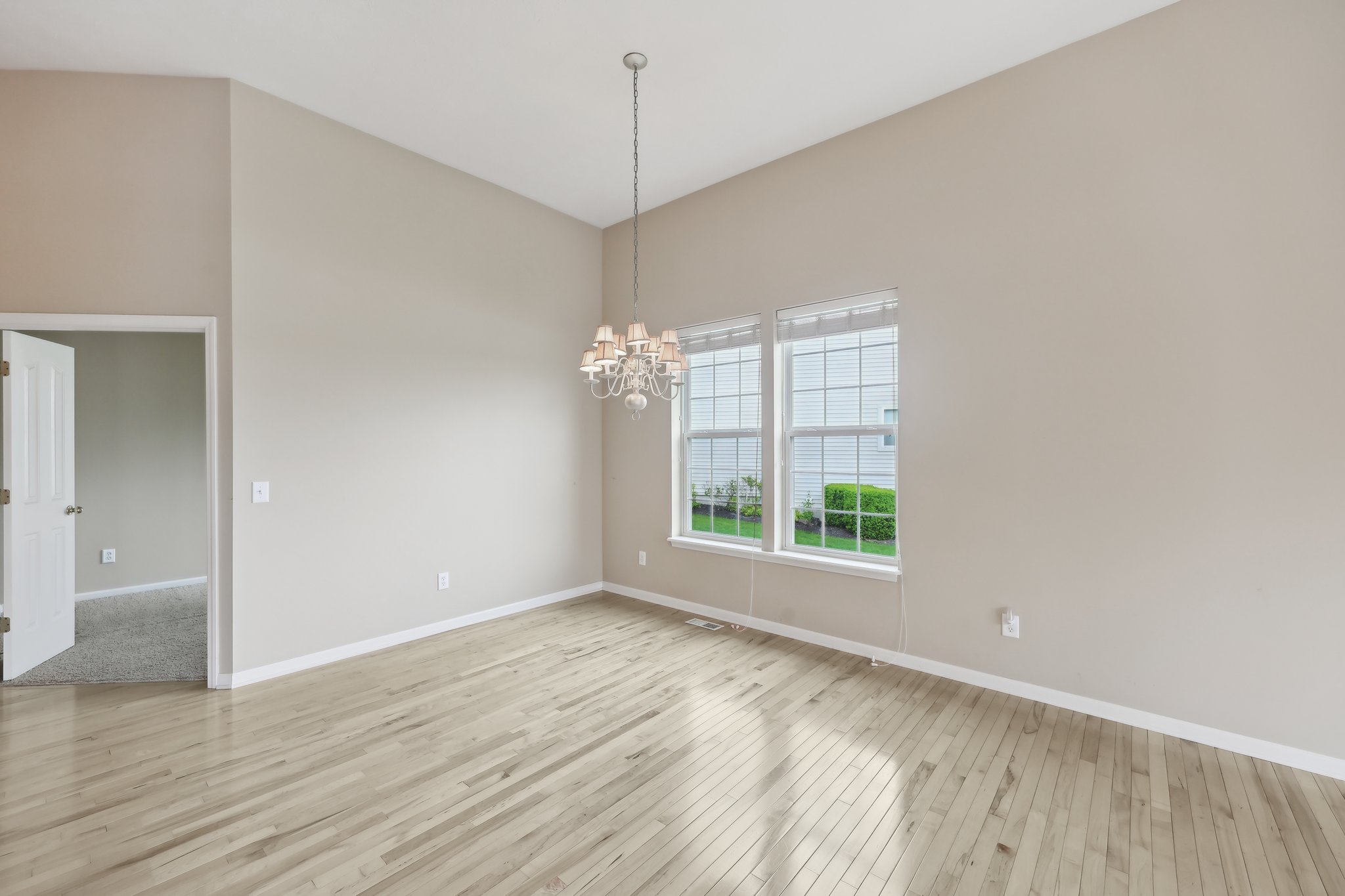 Hadleigh Ct-1405-022.jpg
