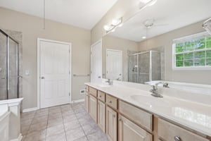 Hadleigh Ct-1405-028.jpg