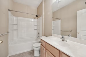 Hadleigh Ct-1405-039.jpg
