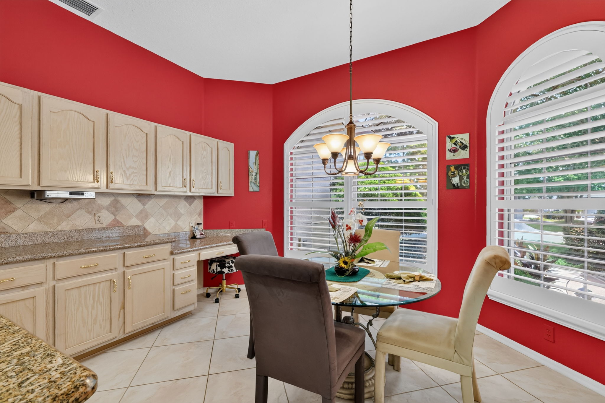 Kitchen and Dinette