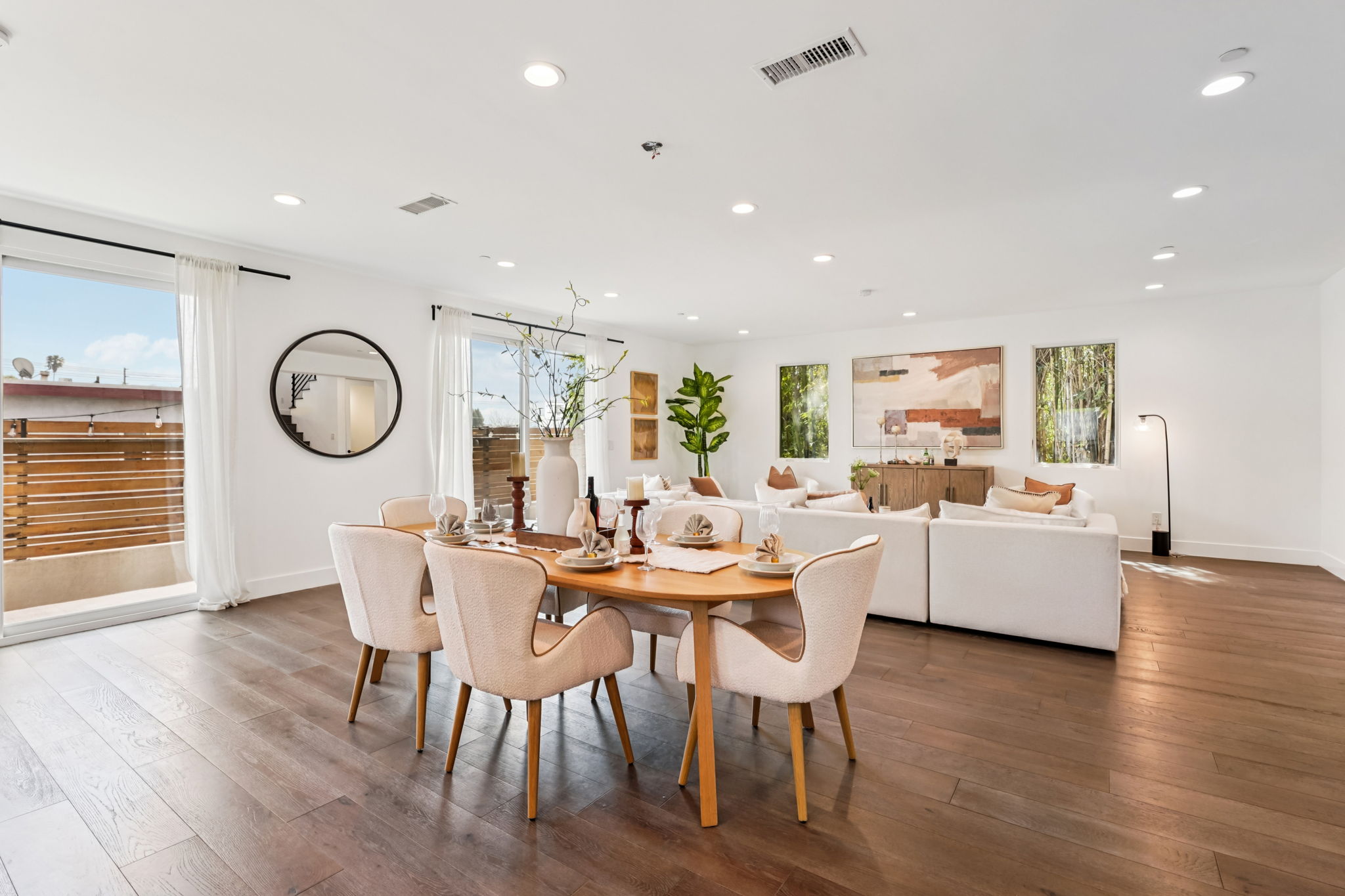 N Commonwealth Ave-S0403-015