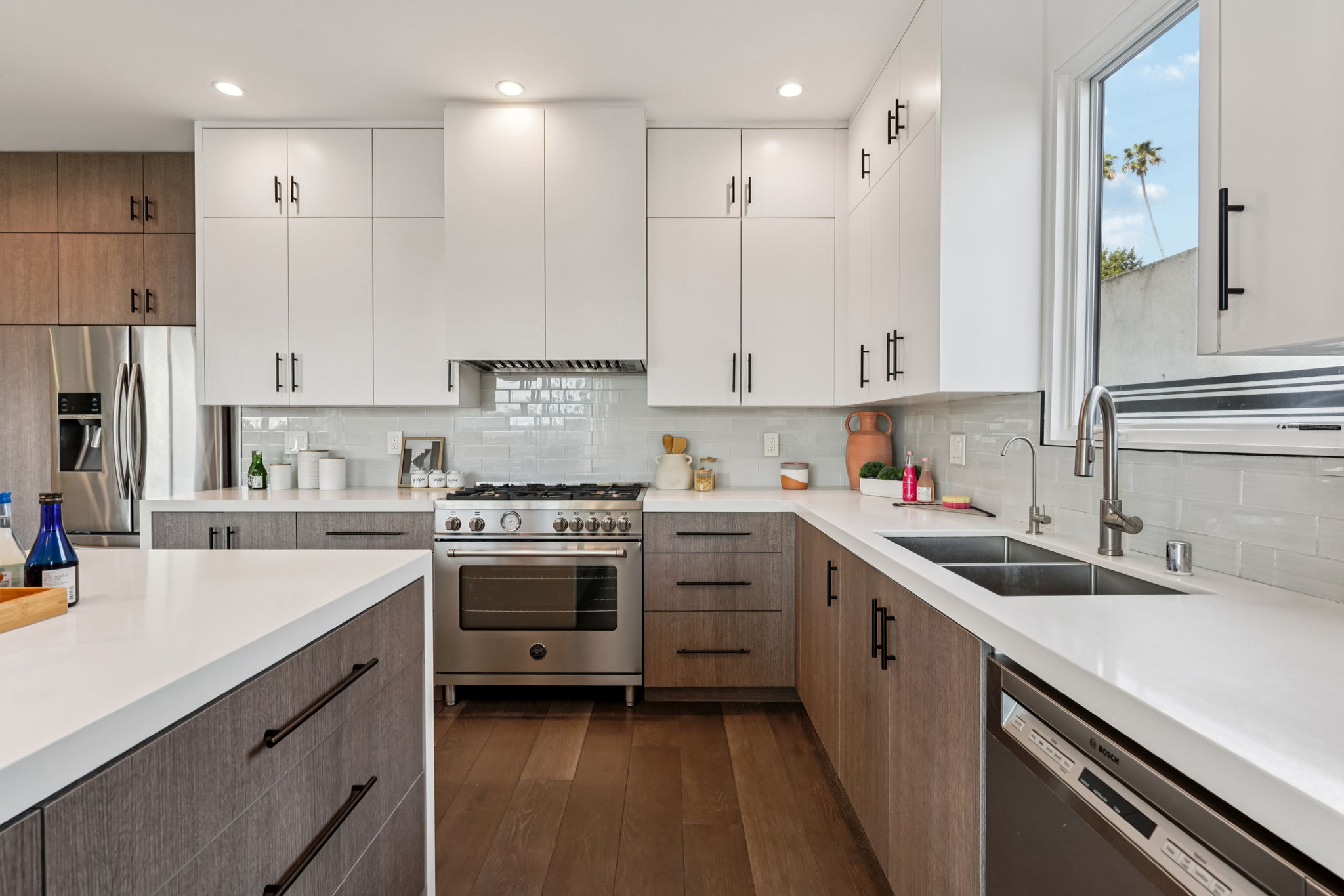 N Commonwealth Ave-S0403-024