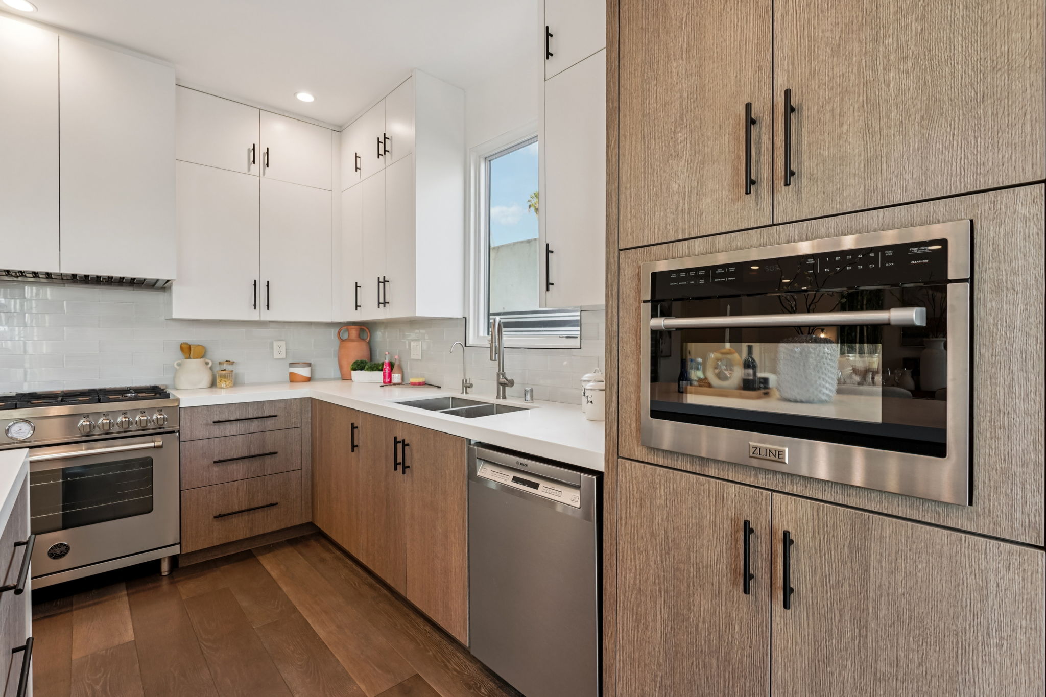 N Commonwealth Ave-S0403-025