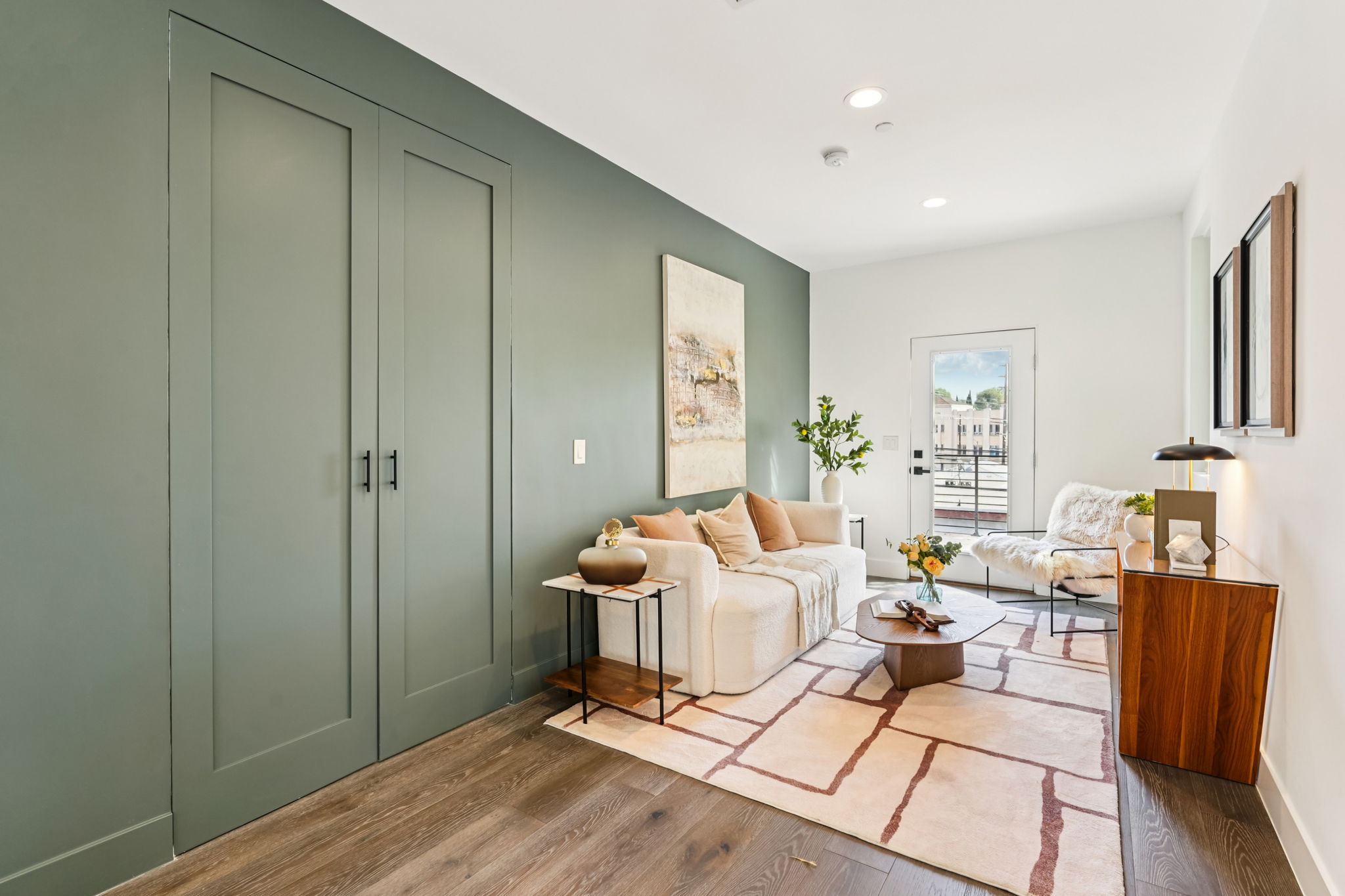 N Commonwealth Ave-S0403-029