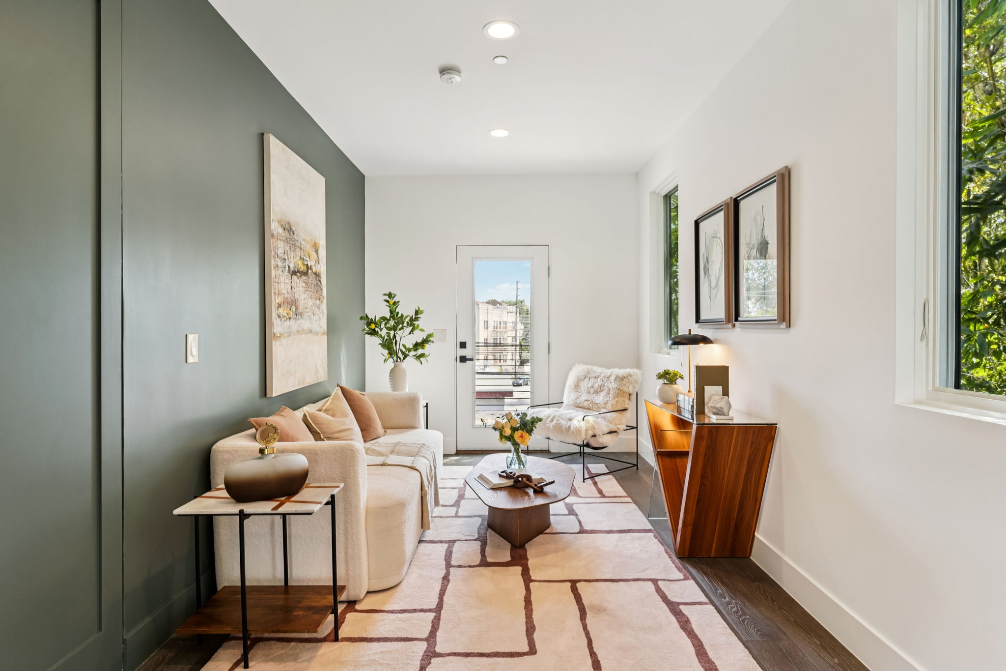 N Commonwealth Ave-S0403-030