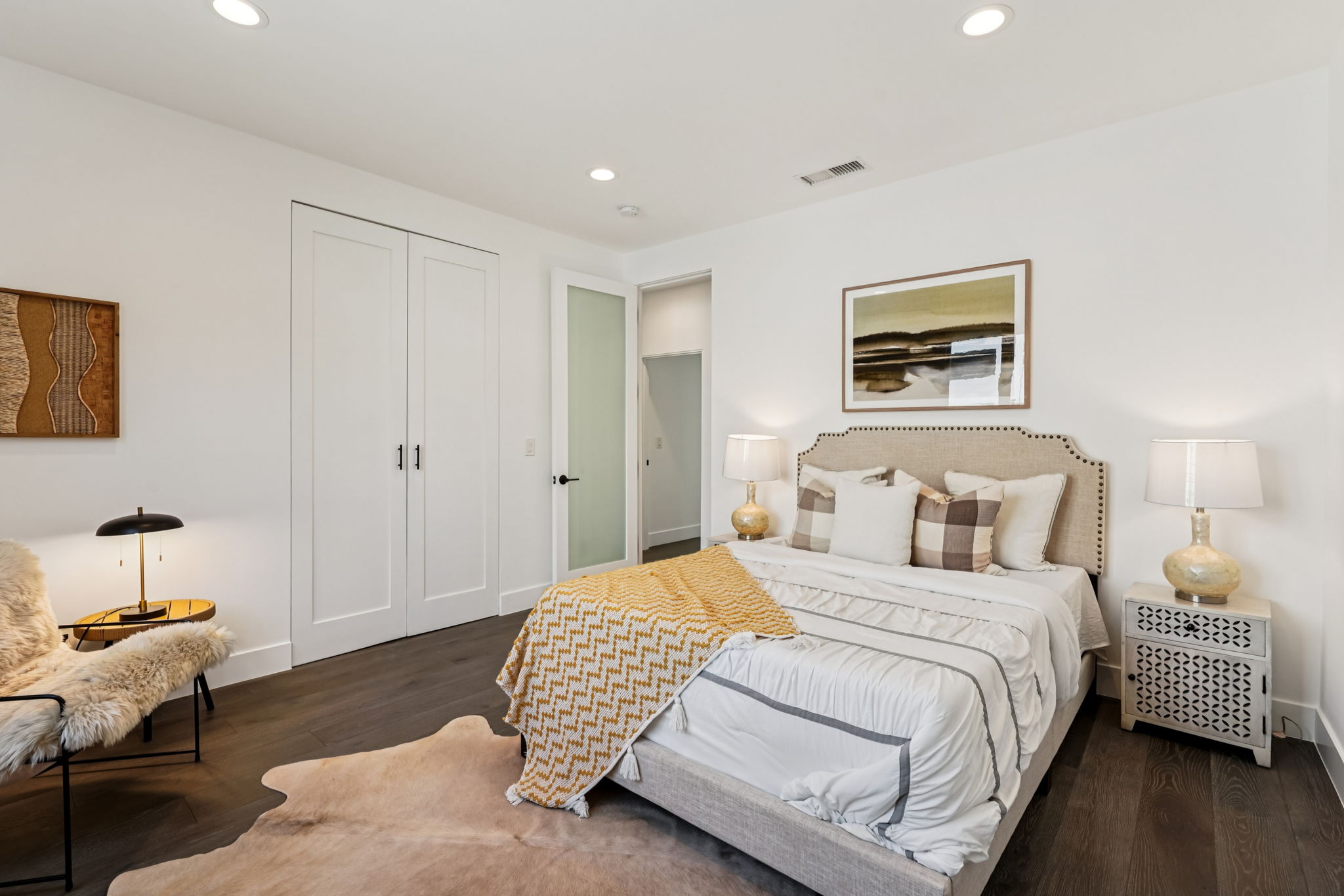 N Commonwealth Ave-S0403-033