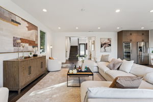 N Commonwealth Ave-S0403-008