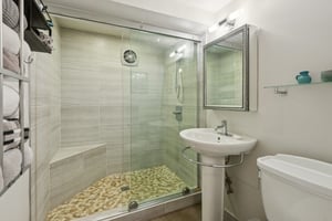 542 W Brompton Ave 1N_013.jpg