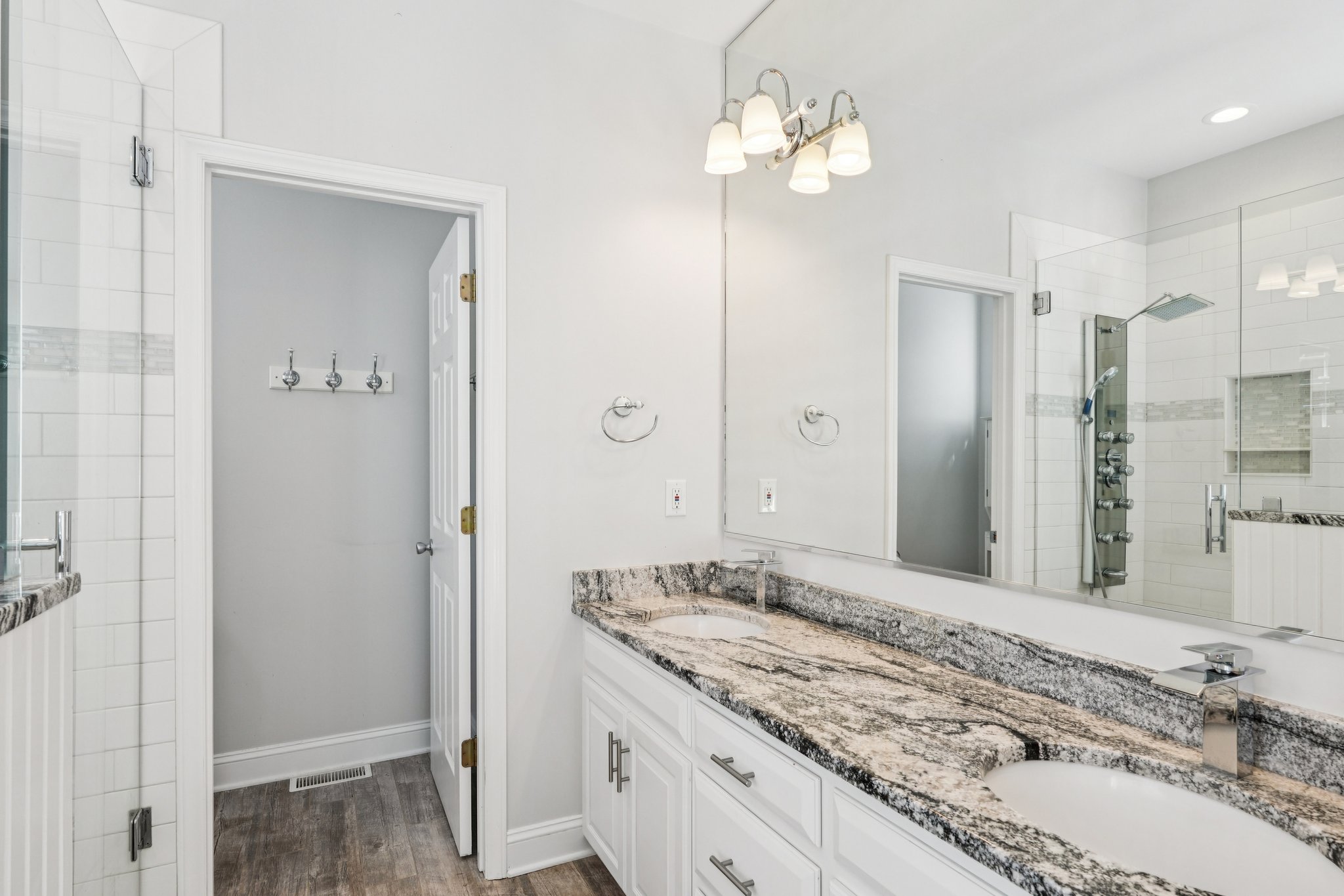 Ashbury Ln-S3003-026.jpg