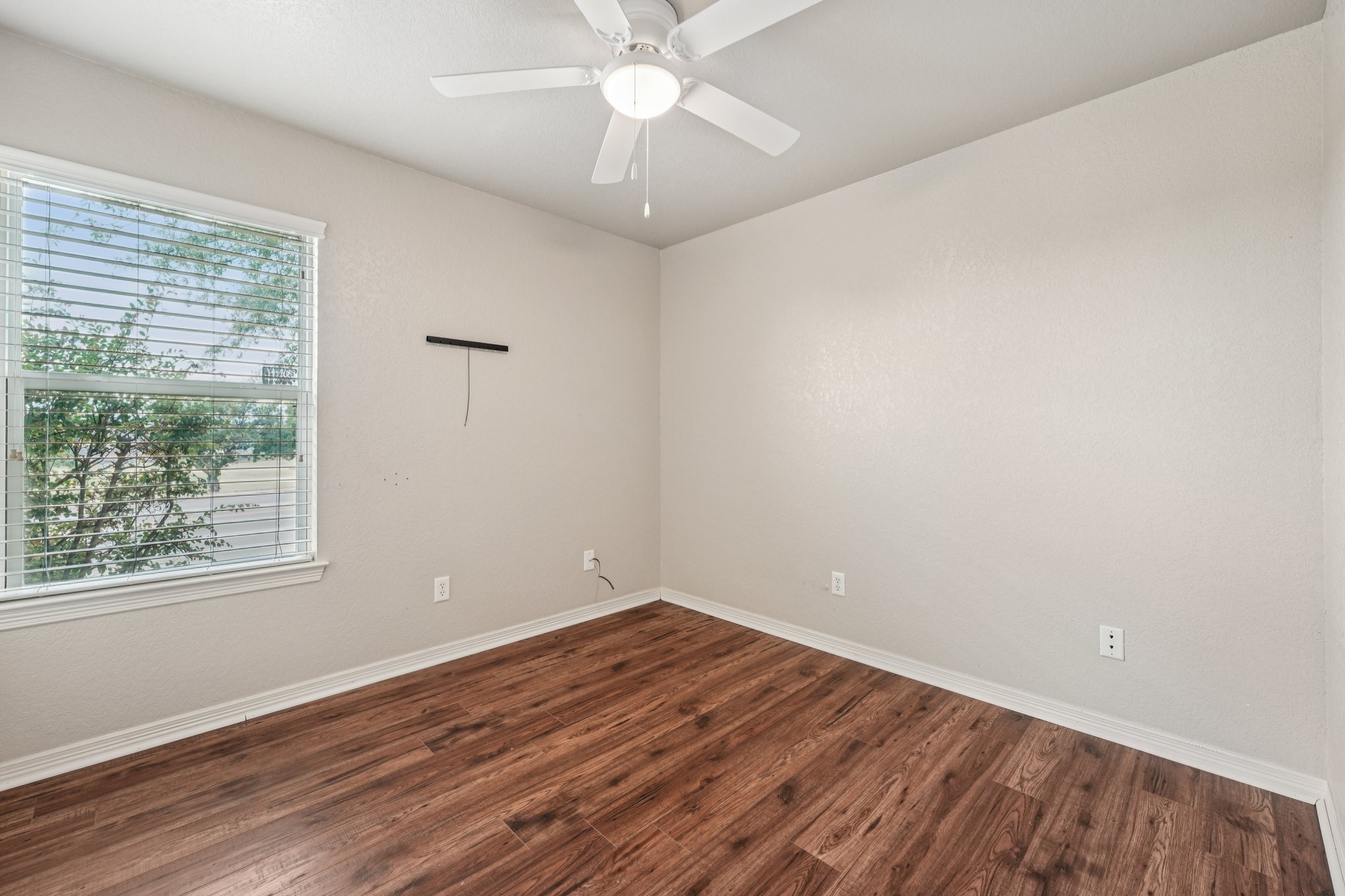 Foxhill Rd-S0308-024.jpg