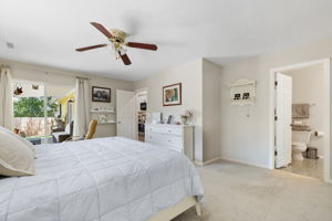 Primary Bedroom (3)