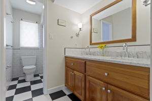  Photo 48