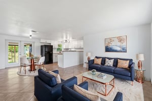 DSC06002 virtually staged.jpeg