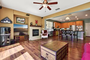 Dorcey Dr-S0907-008.jpg