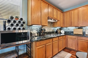 Dorcey Dr-S0907-012.jpg