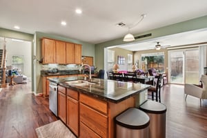 Dorcey Dr-S0907-013.jpg
