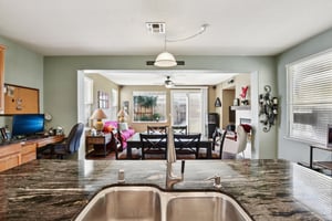 Dorcey Dr-S0907-014.jpg