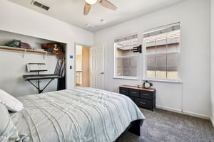 Dorcey Dr-S0907-021.jpg