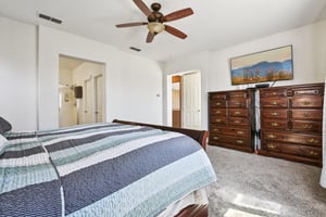 Dorcey Dr-S0907-027.jpg
